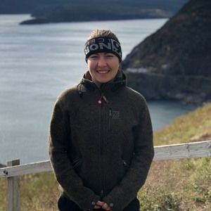 Meet your Posher, Elizabeth